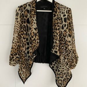 Flowy cheetah print cropped blazer